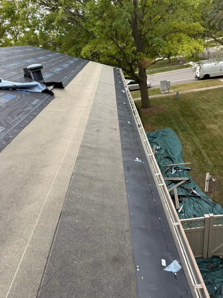 Roof and Gutters replacement — Batavia, IL — photo 5