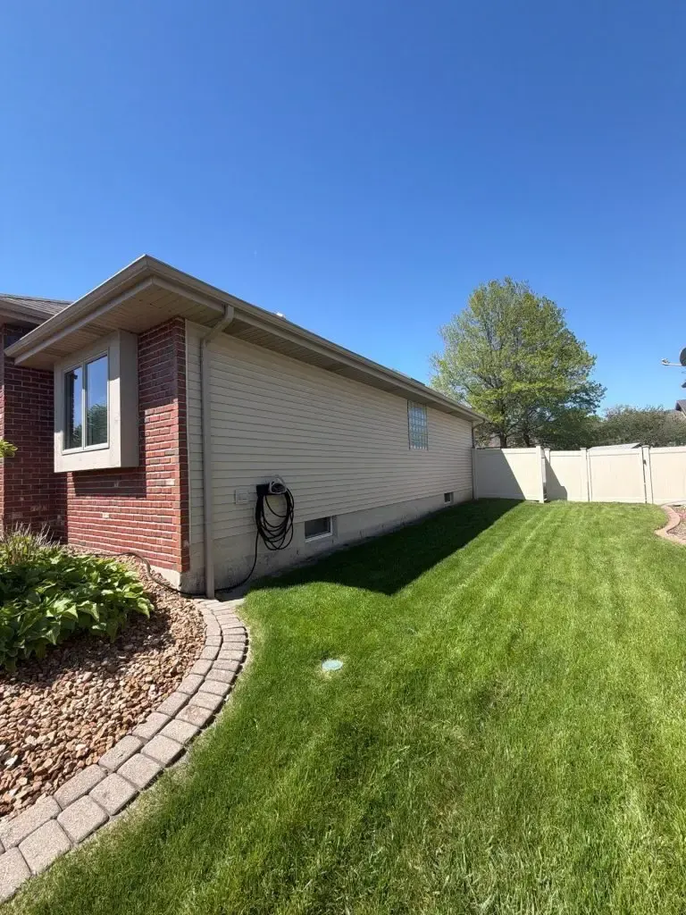 Siding, gutters, soffit & fascia replacement — Schererville, IN — photo 11