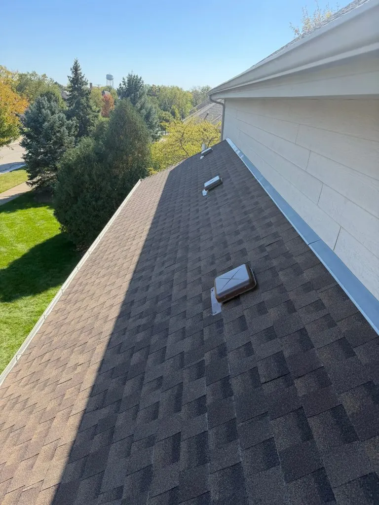 GAF Barkwood Shingle Roof Replacement in Frankfort, IL — Frankfort, IL — photo 7