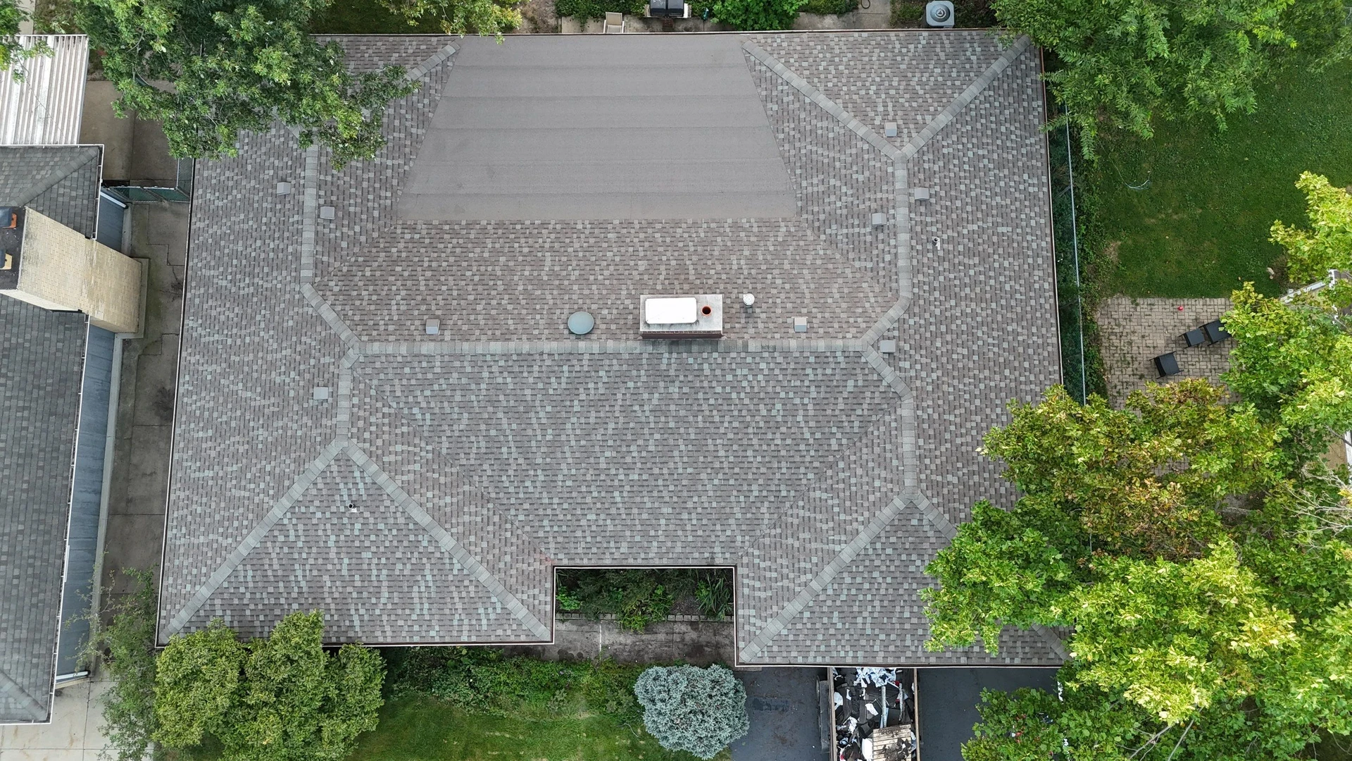 GAF Roofing Replacement in Frankfort, IL - Sierra Sand — Frankfort, IL — photo 2