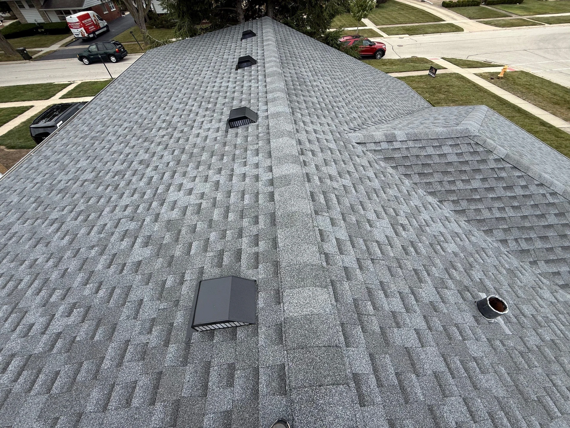 GAF Pewter Gray Roof Replacement in Elmhurst, IL — Elmhurst, IL — photo 1