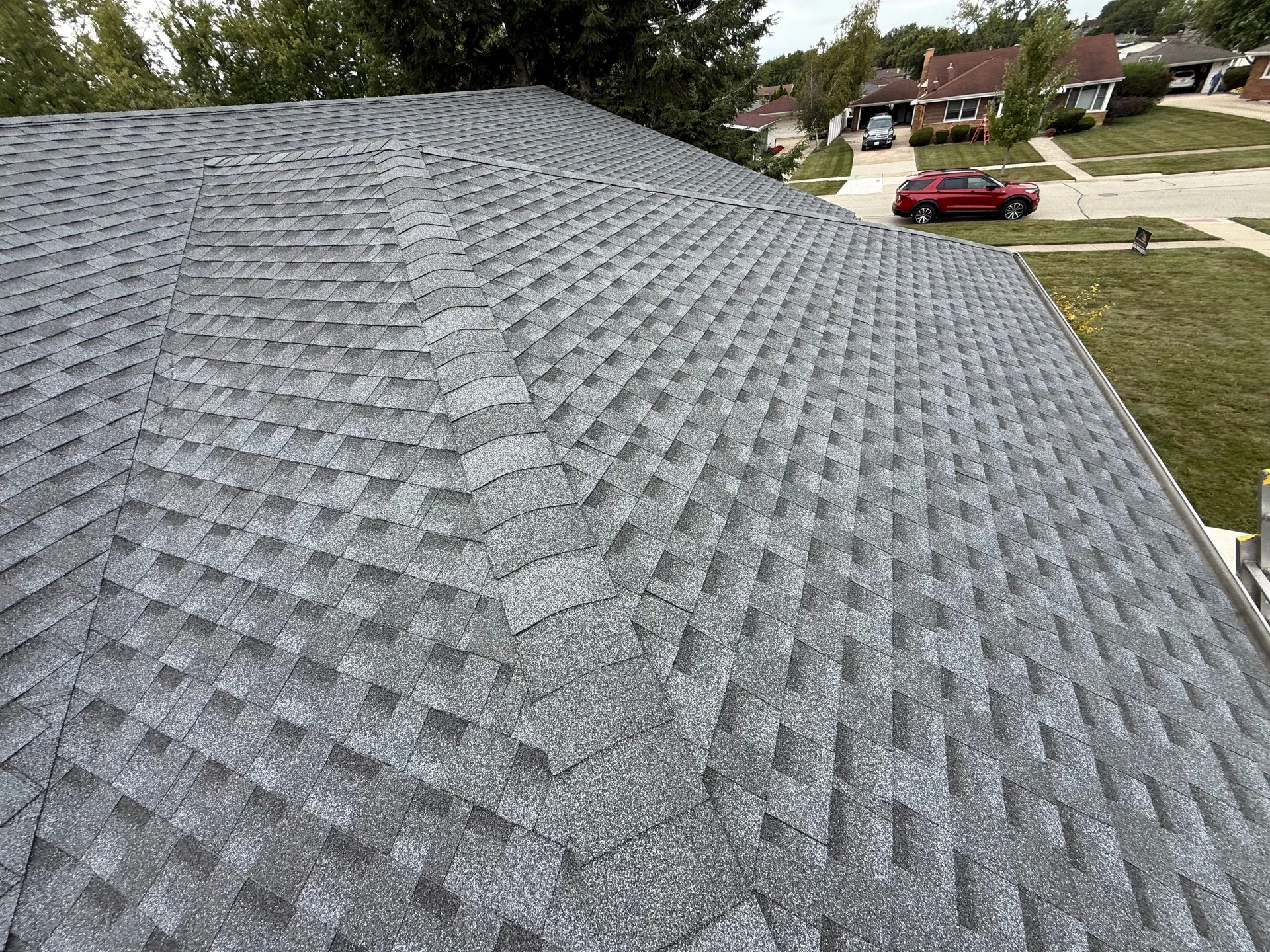 GAF Pewter Gray Roof Replacement in Elmhurst, IL — Elmhurst, IL — photo 3