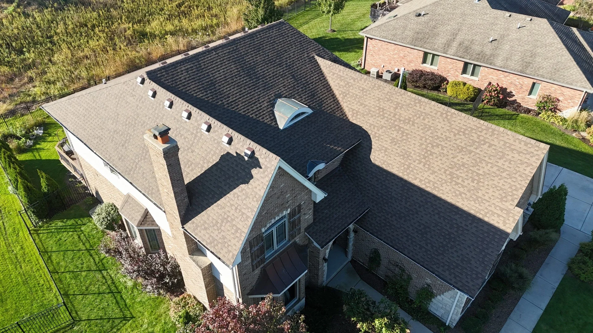Completed GAF architectural roof on a Mokena, Illinois home