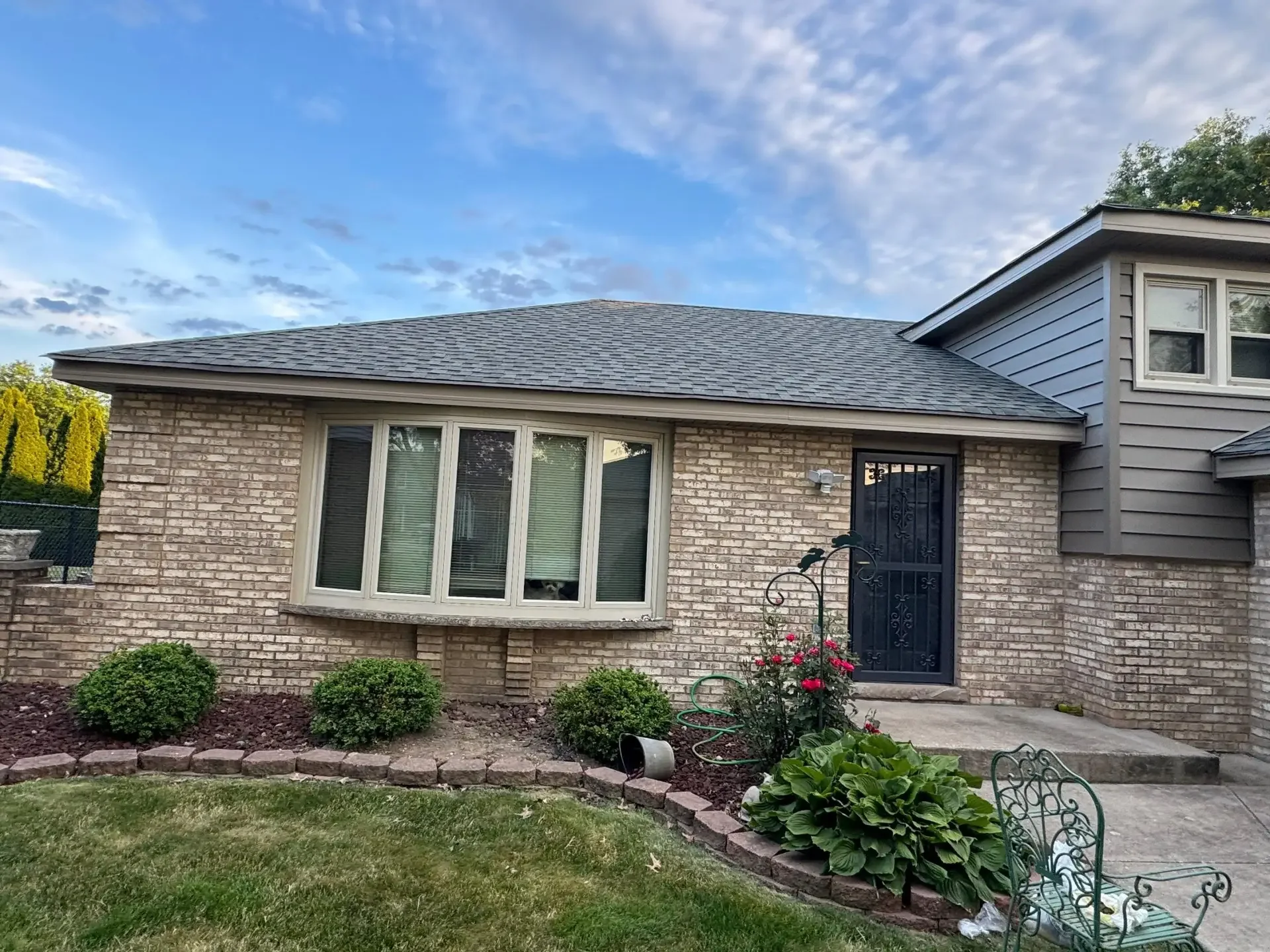 Finished roofing, siding and gutters on a Woodridge, Illinois home